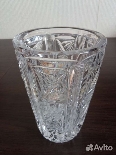 Хрустальная ваза