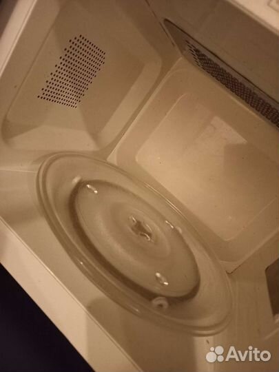 Микроволновая печь whirlpool