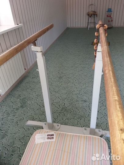 Брусья гимнастические