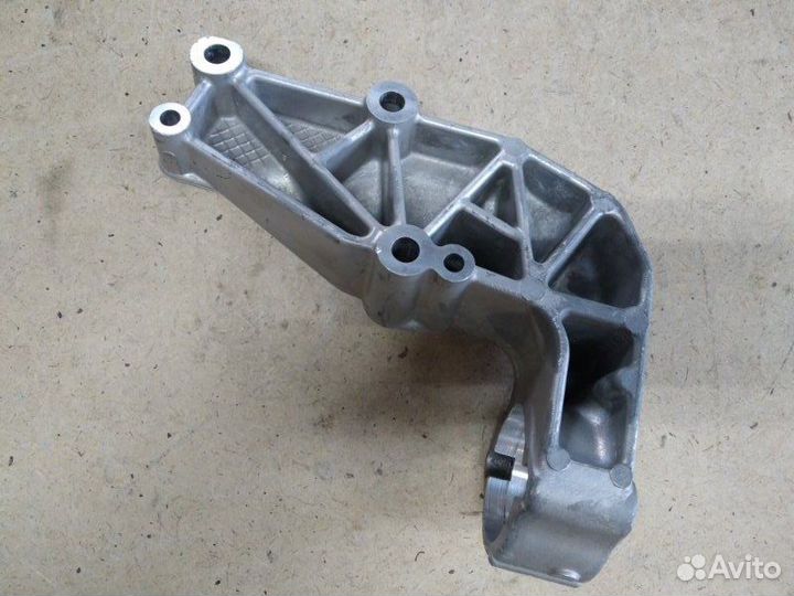 Опора приводного вала передняя правая Citroen Saxo