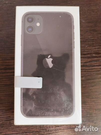 iPhone 11, 64 ГБ
