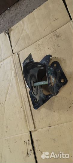 Кронштейн рычага nissan qashqai j10