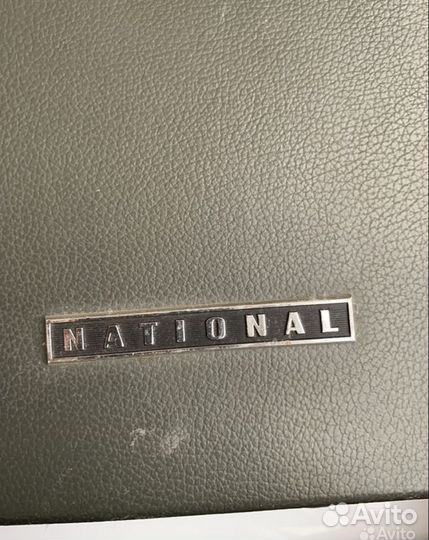 Проигрыватель national