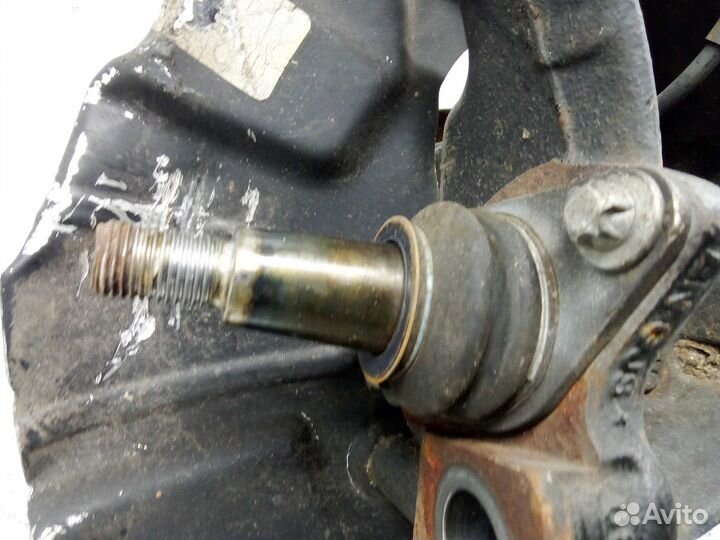 Цапфа/кулак поворотный передний правый BMW X3