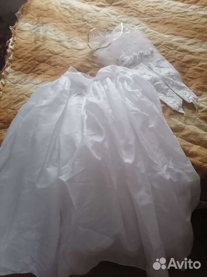Свадебное платье пышное раз 42-46