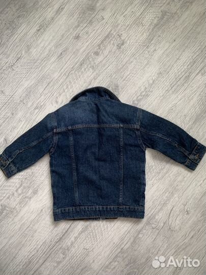 Джинсовая куртка
