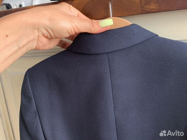 Пиджак для мальчика 128. В идеальном состоянии
