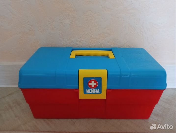 Чемодан для доктора