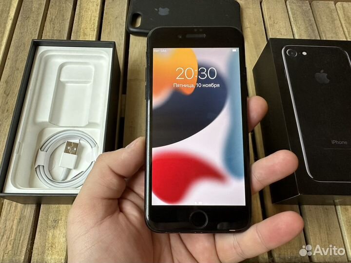 iPhone 7, 32 ГБ
