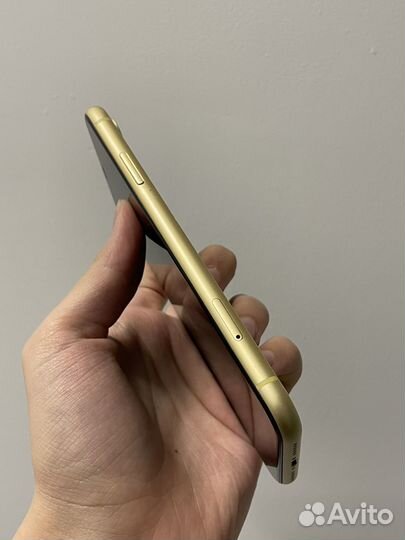 iPhone Xr, 128 ГБ