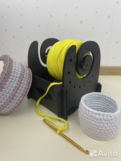 Держатель для пряжи, клубочница