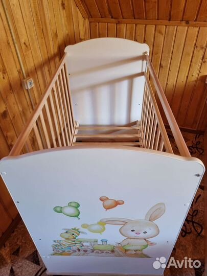 Детская кроватка