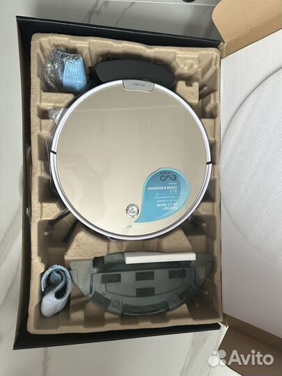 Робот-пылесос Polaris pvcr 0726W