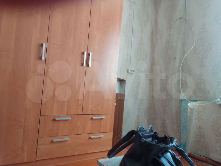 Комната 12 м² в 1-к., 1/2 эт.