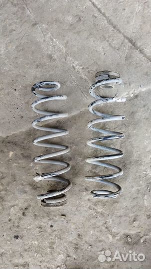 Задние пружины Skoda Rapid