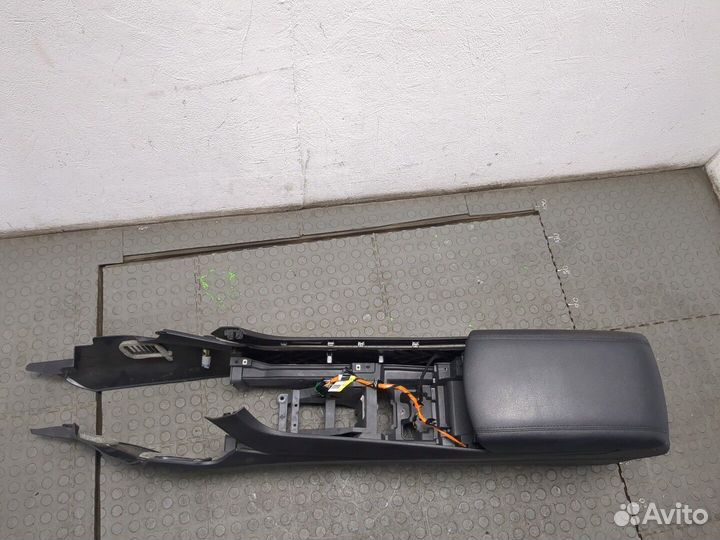 Консоль салона Ford Edge, 2021