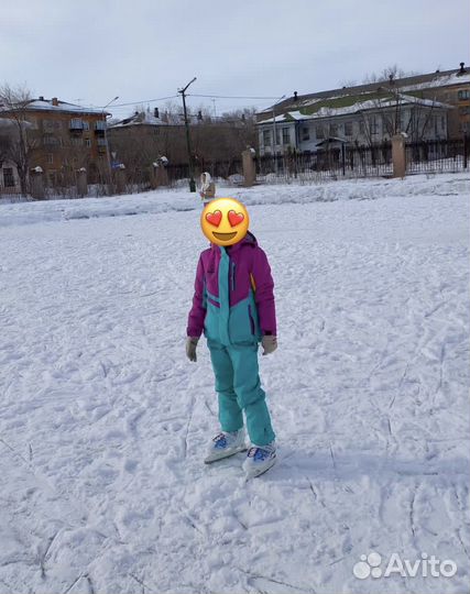 Горнолыжный костюм для девочки 140