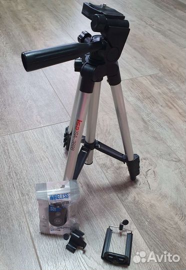 Штатив с блютуз пультом
