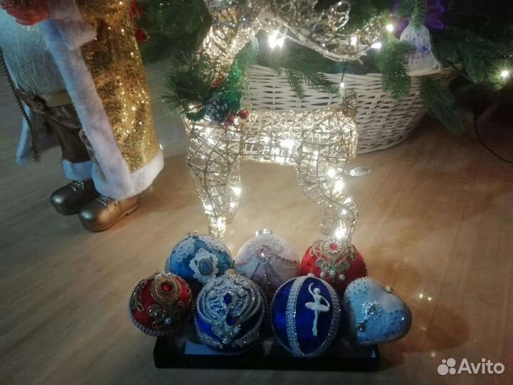 Елочные игрушки