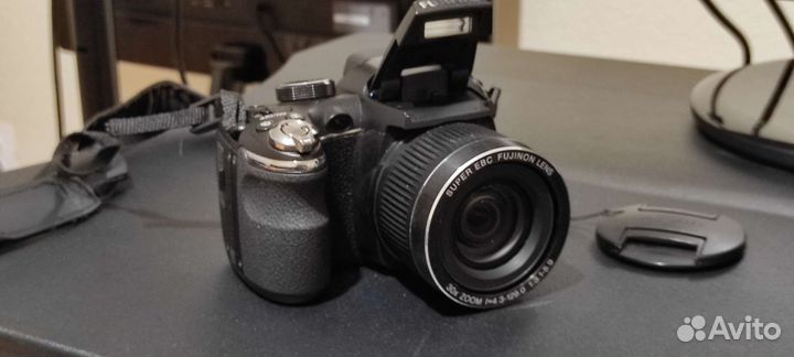 Fujifilm FinePix S4000