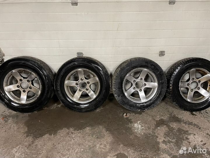 Колеса на ниву r15