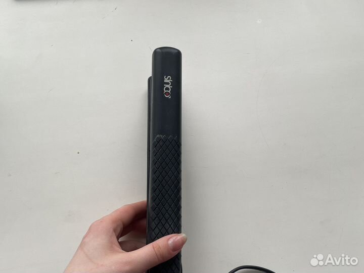 Выпрямитель для волос