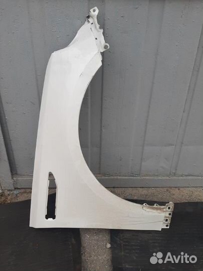 Продаю переднее крыло, оптима 2018 год