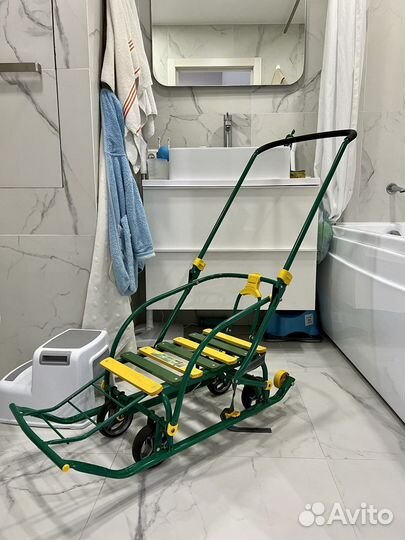 Складные санки с ручкой Nika с чехлом