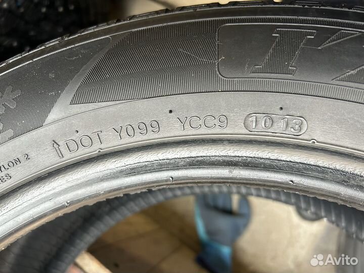 Kumho I'Zen KW31 215/55 R17