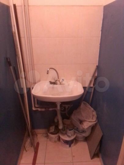 Комната 19 м² в 5-к., 2/2 эт.