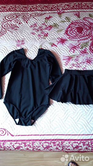 Гимнастический купальник с юбкой