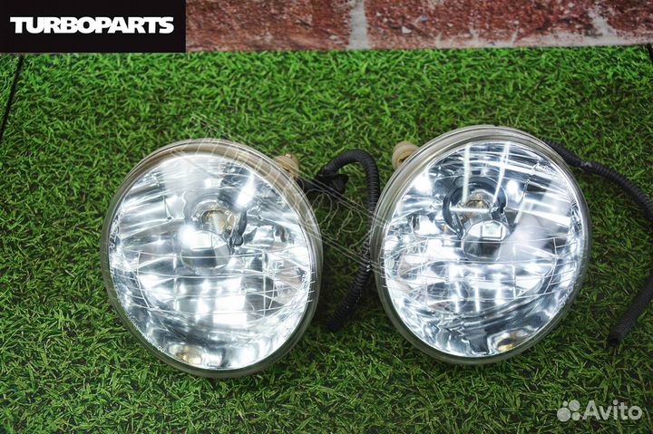 Туманки передние Toyota Estima ACR30 4AFE