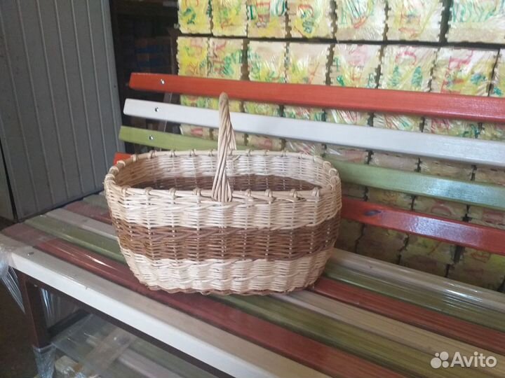 Корзинка плетеная