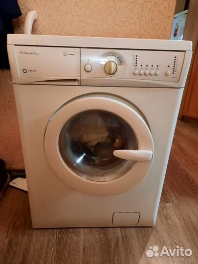 Стиральная машина Electrolux EWS 1020