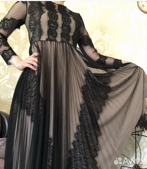 Платье вечернее