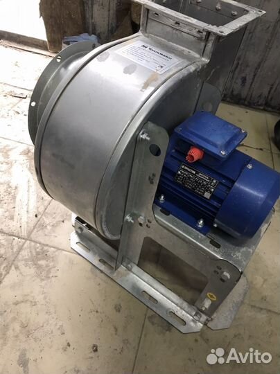 Вытяжка улитка