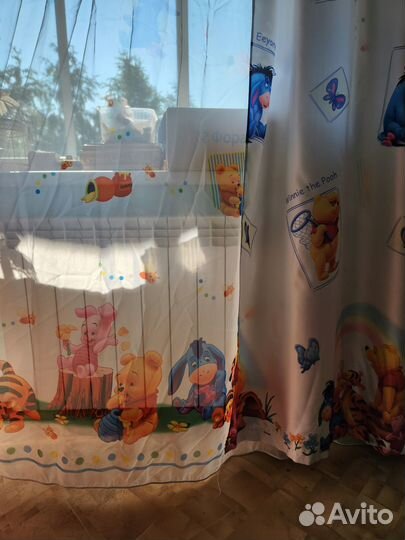 Продам шторы в детскую