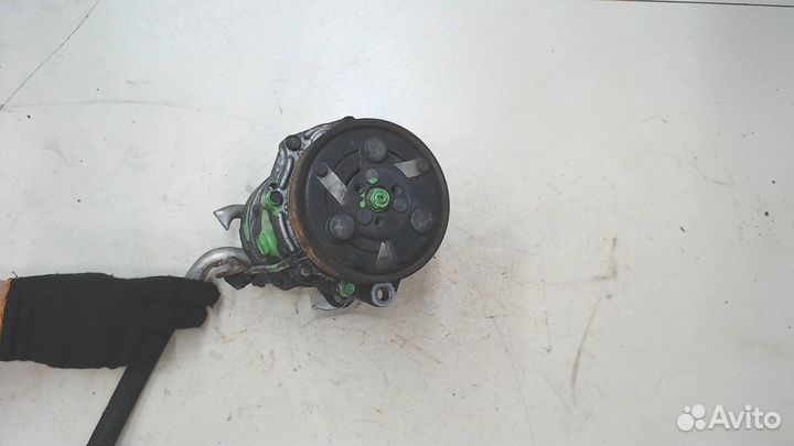 Компрессор кондиционера Volkswagen Caddy, 2010