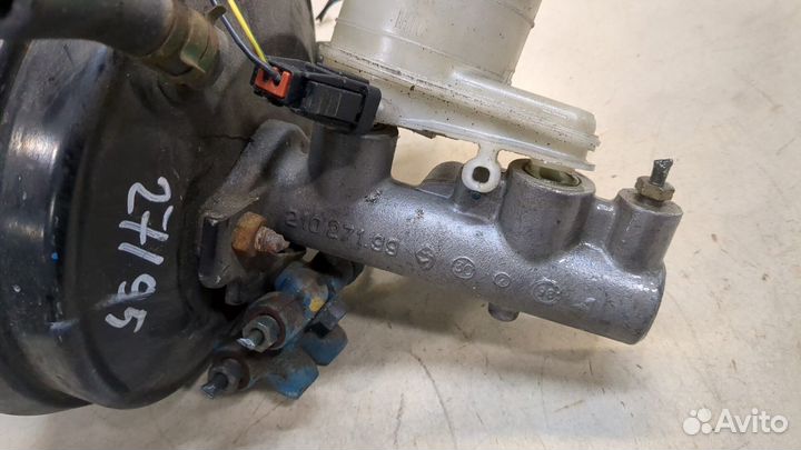 Цилиндр тормозной главный Mitsubishi Carisma, 1998