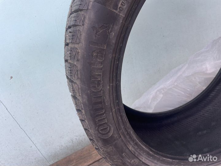 Continental IceContact 3 255/40 R19