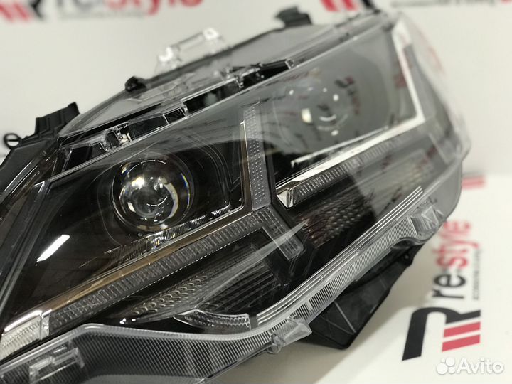 Фары Toyota Camry 55 11-17г Lambo Style