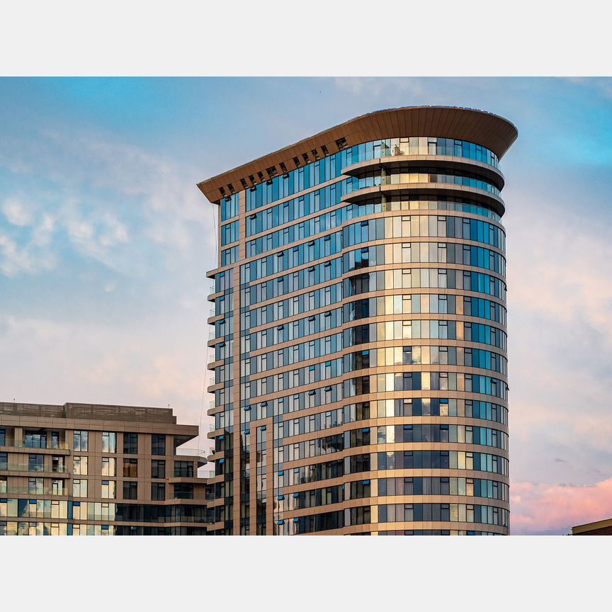 2-к. квартира, 96,7 м², 13/20 эт.