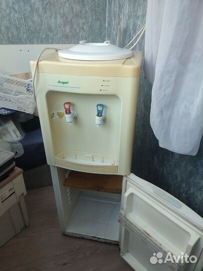 Кулер для воды с холодильником бу