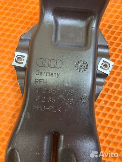 Воздуховод печки Audi A6 C6 4F ccea 2010