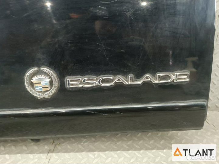 Дверь задняя cadillac escalade