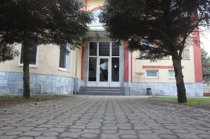 Комната 28 м², 1/3 эт.