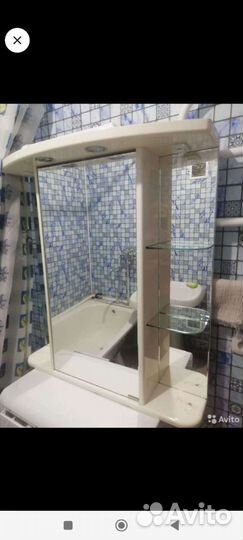 Зеркало шкаф в ванную с подсветкой и розеткой
