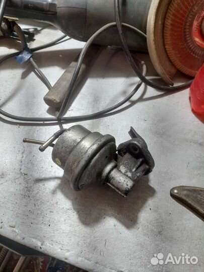 Бензанасос 2Y