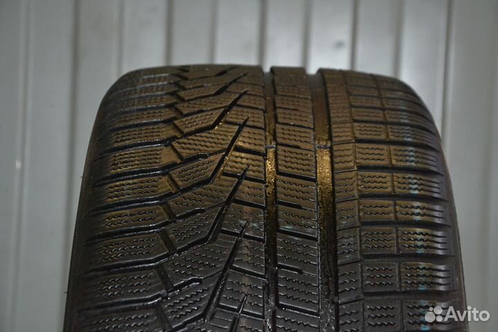 Hankook Winter I'Cept Evo2 W320 255/40 R20 101W