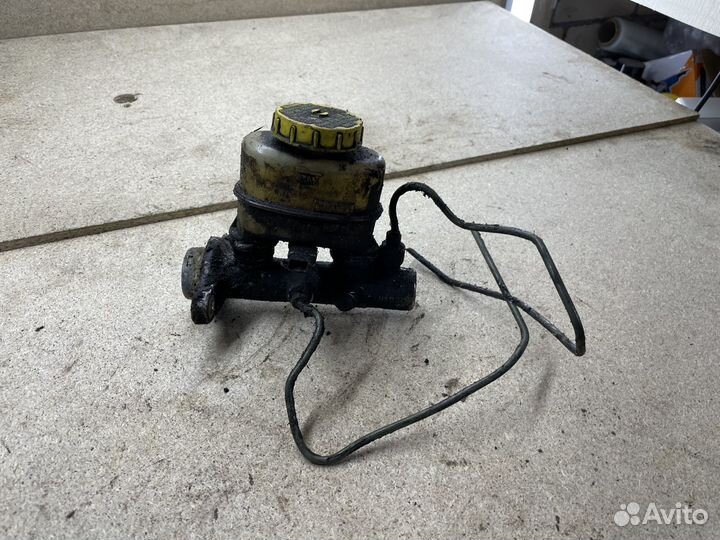 Вакуумный усилитель тормозов Nissan Primera P11